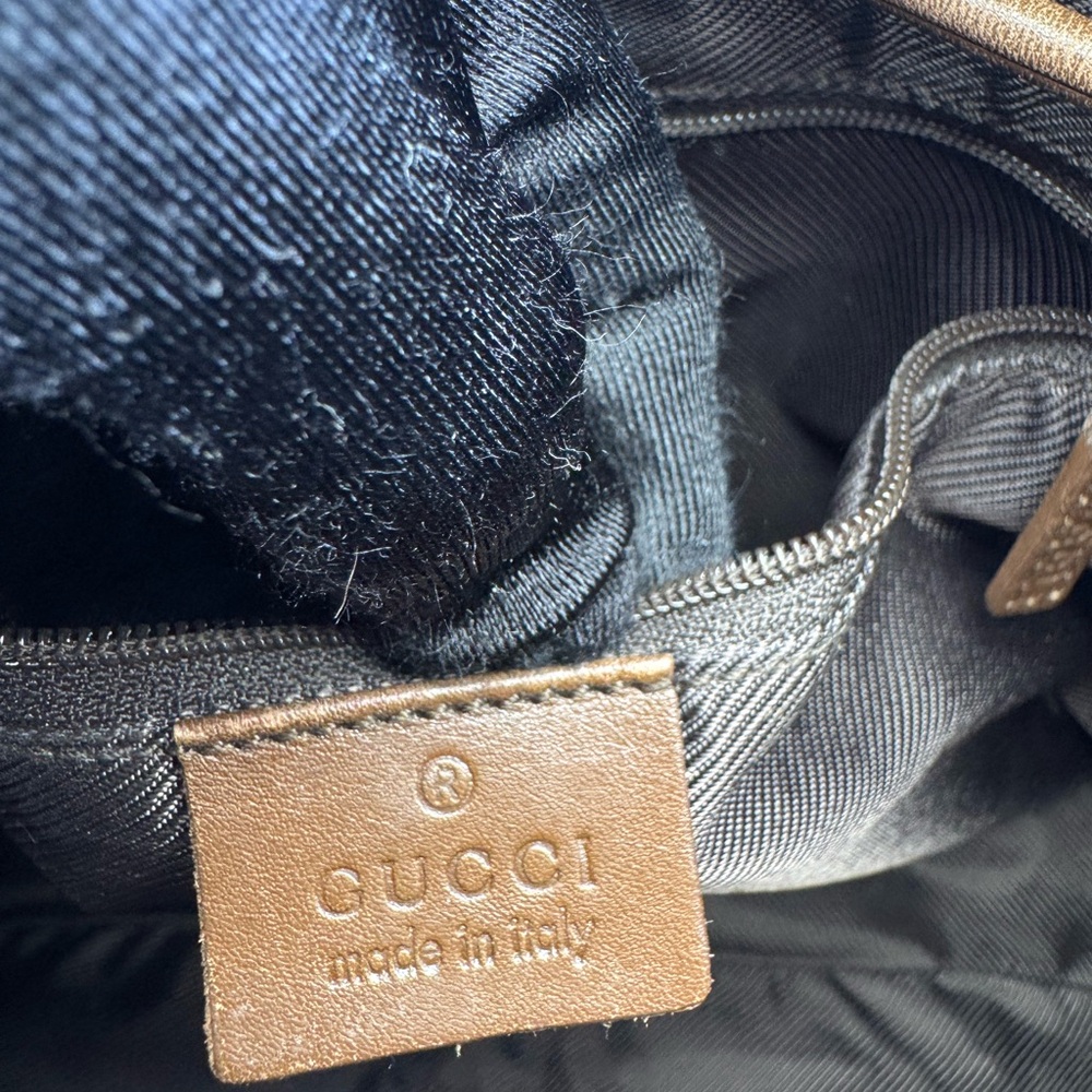Gucci Vintage Classic GG Monogram Drawstring Shoulder Bag - Picture 12 of 16